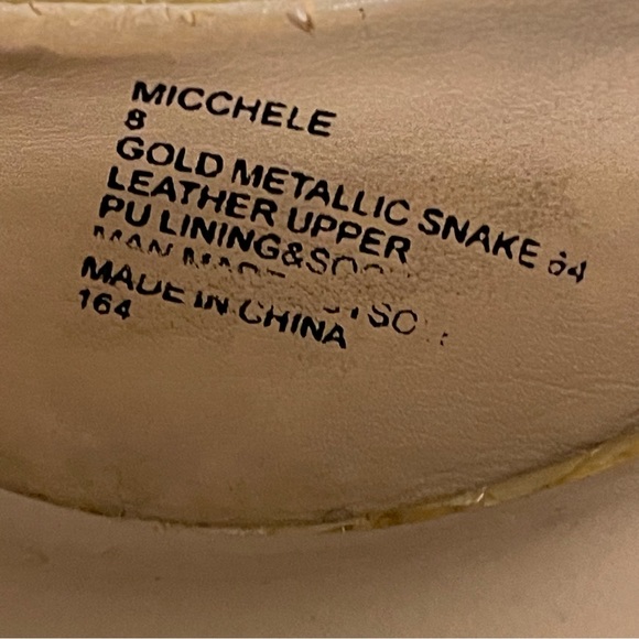 Gold Juicy Couture size 8 heels - Picture 5 of 5